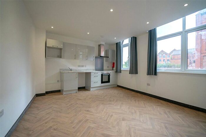 2 Bedroom Apartment To Rent In Fleet Street, Leicester, LE1