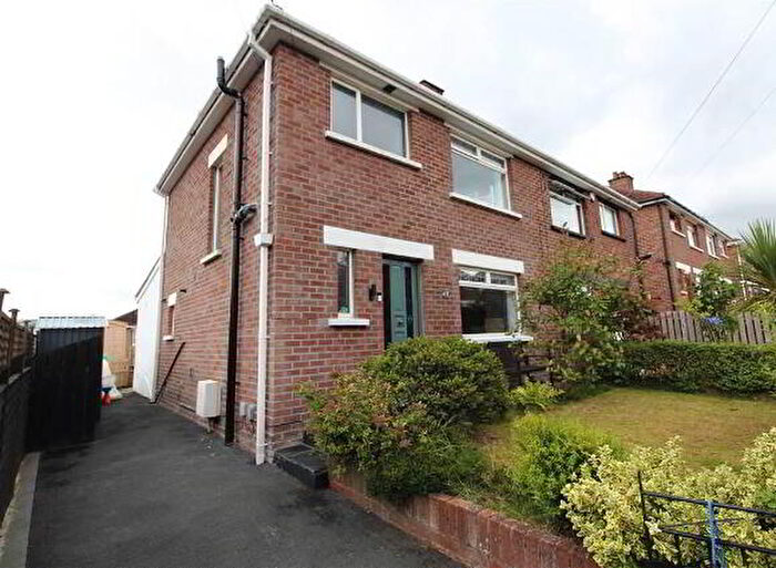 3 Bedroom Semi-Detached House For Sale In North Gardens, Belfast, BT5