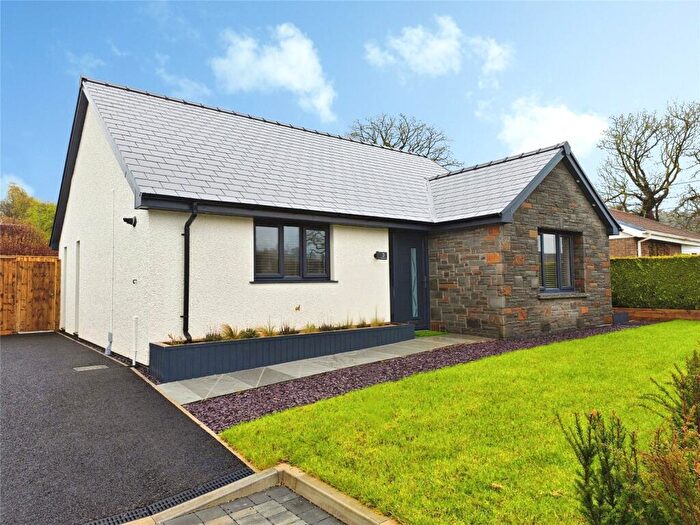 2 Bedroom Bungalow For Sale In Cwmdulais Cwrt, Seven Sisters, Neath, Neath Port Talbot, SA10