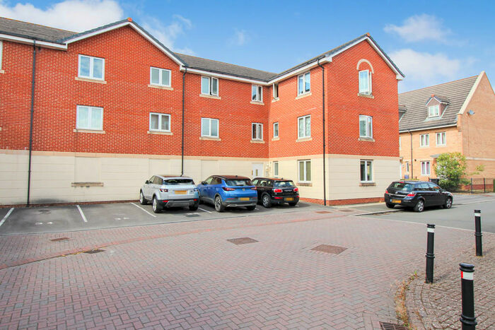2 Bedroom Apartment To Rent In Padstow Road, Churchward, Swindon, SN2