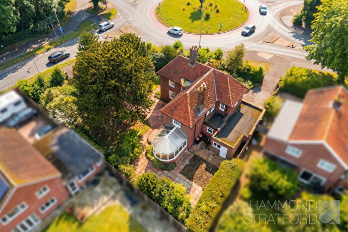 3 Bedroom Detached House For Sale In Earlham Road, Norwich, NR4