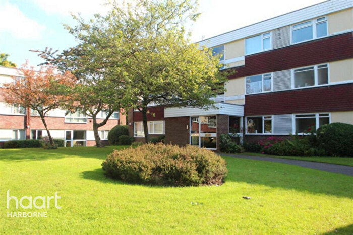 2 Bedroom Apartment To Rent In Birmingham, B15