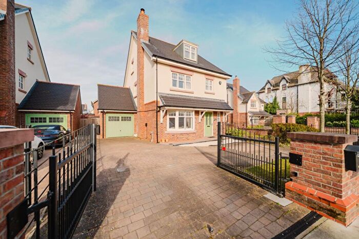 4 Bedroom Detached House For Sale In Chesterfield Road, Crosby, L23