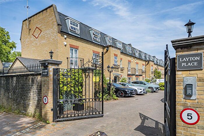 1 Bedroom Flat For Sale In Layton Place, Richmond, TW9