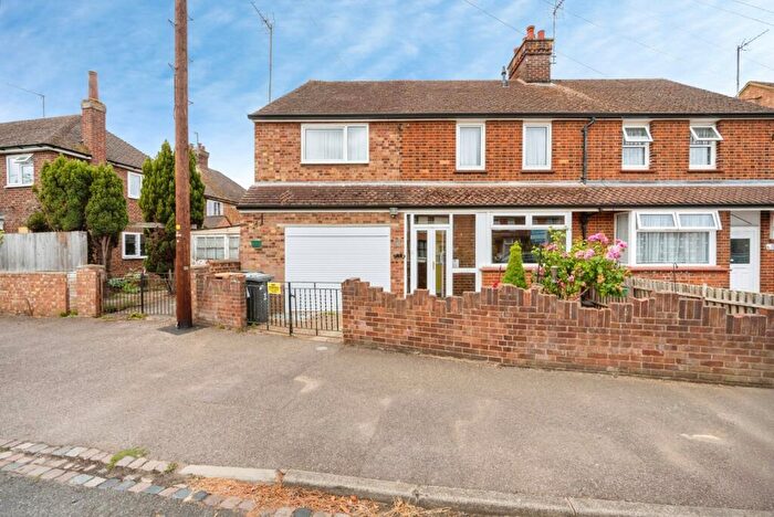 4 Bedroom Semi-Detached House For Sale In Honey Hill Gardens, Bedford, Bedfordshire, MK40