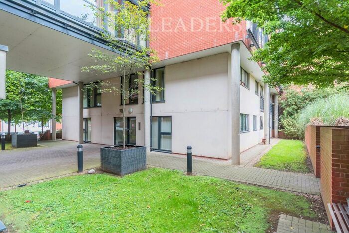 1 Bedroom Apartment To Rent In One Bedroom Apartment, Avoca Court, Moseley Road, B12