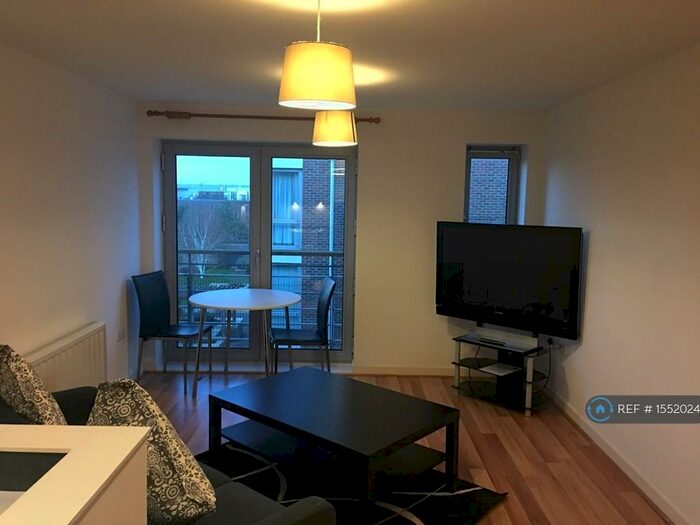 1 Bedroom Flat To Rent In Queen Street, Portsmouth, PO1
