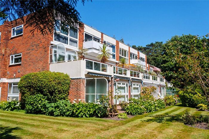 3 Bedroom Apartment For Sale In The Avenue, Branksome Park, Poole, Dorset, BH13