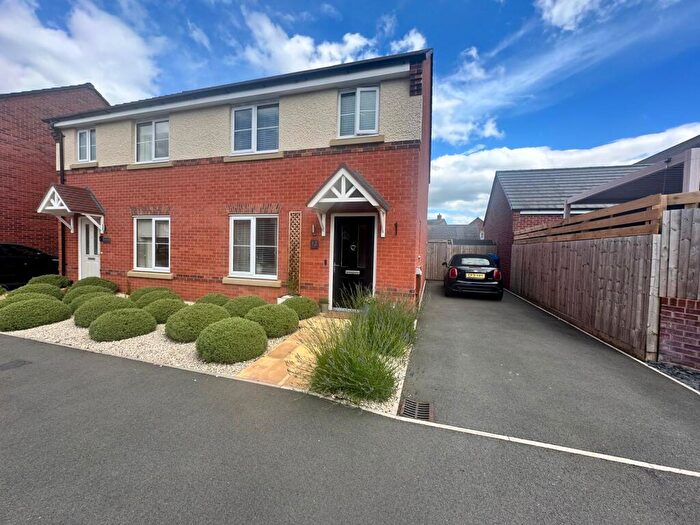 3 Bedroom Semi-Detached House For Sale In Barley Road, Burton Upon Trent, DE13