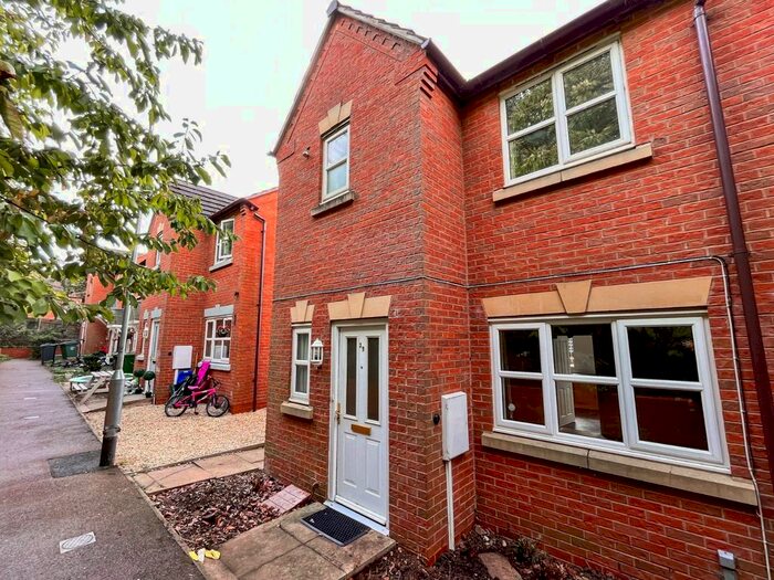 3 Bedroom End Of Terrace House To Rent In Bates Close, Loughborough, Leicestershire, LE11