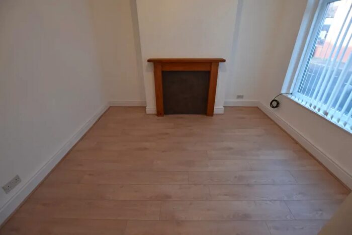 1 Bedroom Flat To Rent In Rivinton Court, Dagenham, RM10