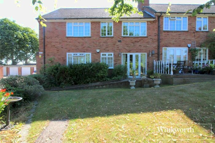 2 Bedroom Flat To Rent In The Bartons, Elstree Hill North, Elstree, Borehamwood, WD6