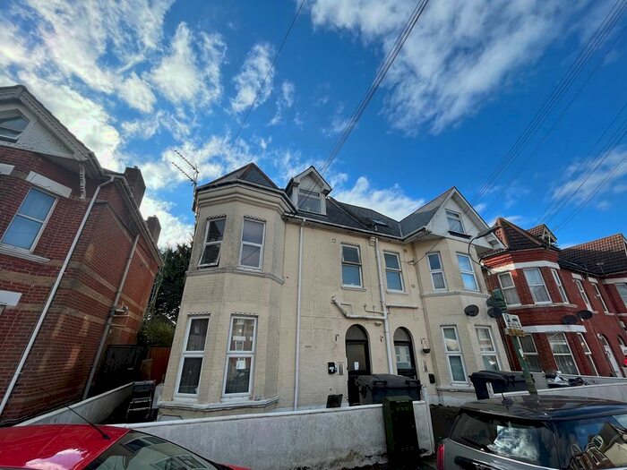 1 Bedroom Studio To Rent In Aylesbury Road, Bournemouth, BH1