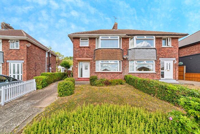 3 Bedroom Semi Detached House For Sale In Cliffe Road, Gonerby Hill Foot, Grantham, NG31