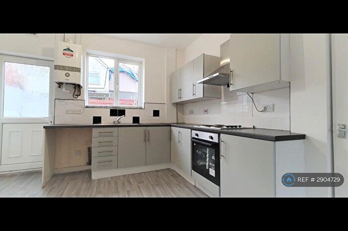3 Bedroom Terraced House To Rent In Darlington Street, Tyldesley, Manchester, M29