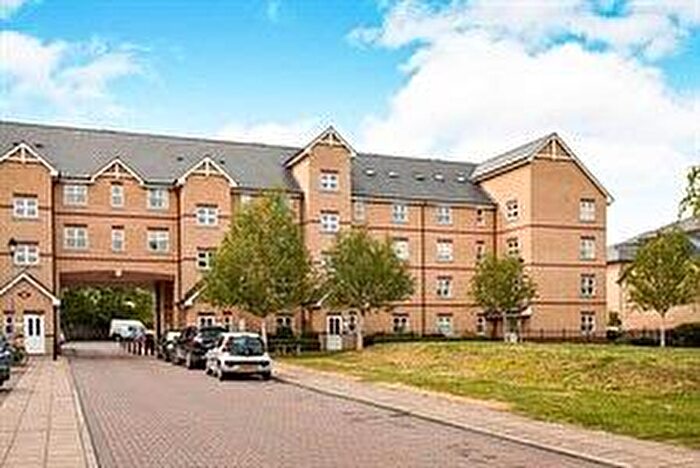 2 Bedroom Flat To Rent In Winstanley Court, CB1