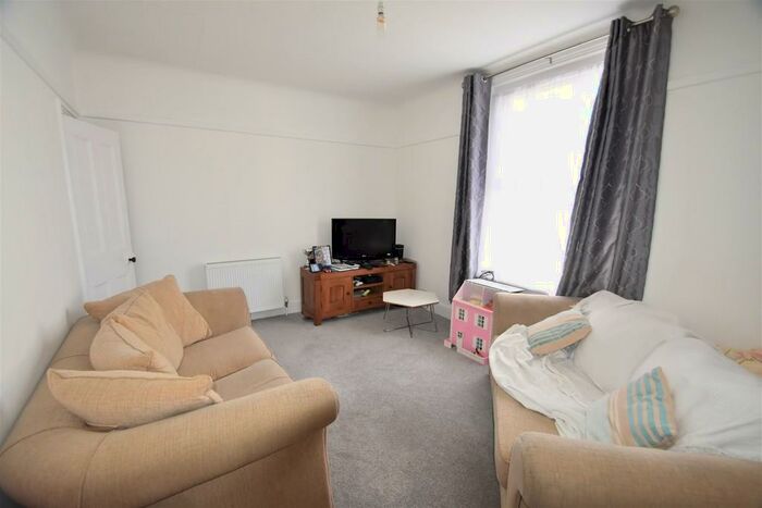 1 Bedroom Apartment To Rent In Pretoria Road, Southsea, PO4
