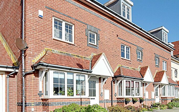 4 Bedroom Terraced House For Sale In Northcliffe, Bexhill-On-Sea, TN40