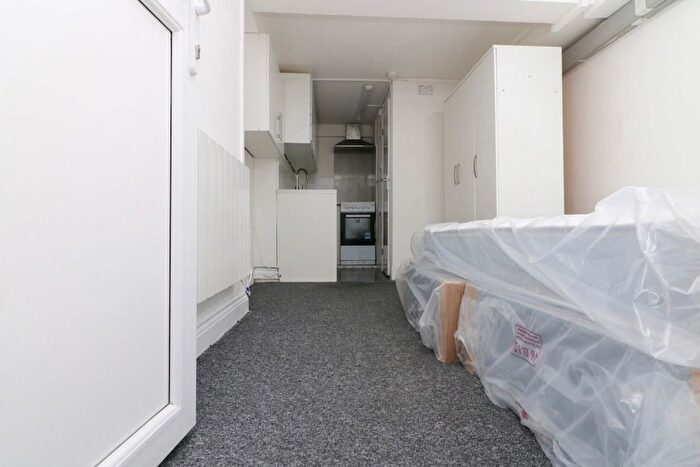 Studio To Rent In Kingston Road, Wimbledon, SW19