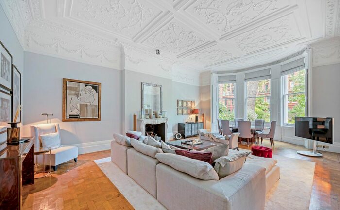 1 Bedroom Flat To Rent In Wetherby Gardens, South Kensington, London, SW5