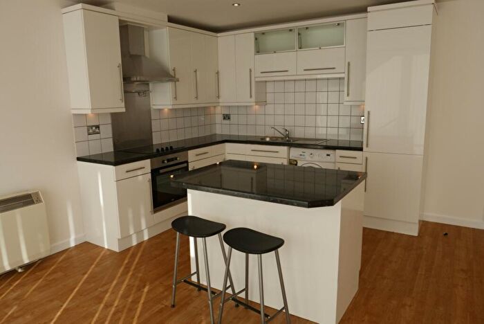 2 Bedroom Flat To Rent In Warwick Road, Old Trafford, Manchester, M16