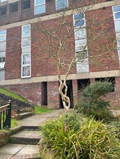2 Bedroom Flat To Rent In Downs Road, Luton, LU1