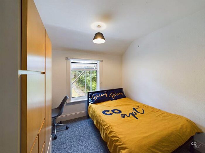 1 Bedroom Terraced House To Rent In Mafeking Road, Brighton, BN2