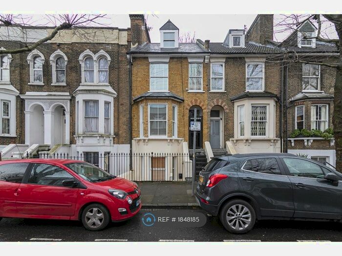 1 Bedroom Flat To Rent In Bow, London, E3