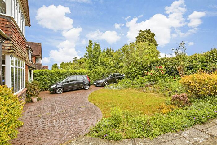 4 Bedroom Detached House For Sale In Beacon Way, Banstead, Surrey, SM7