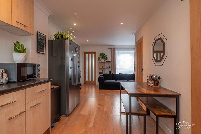 2 Bedroom Terraced House For Sale In Upper Yarborough Road, East Cowes, PO32