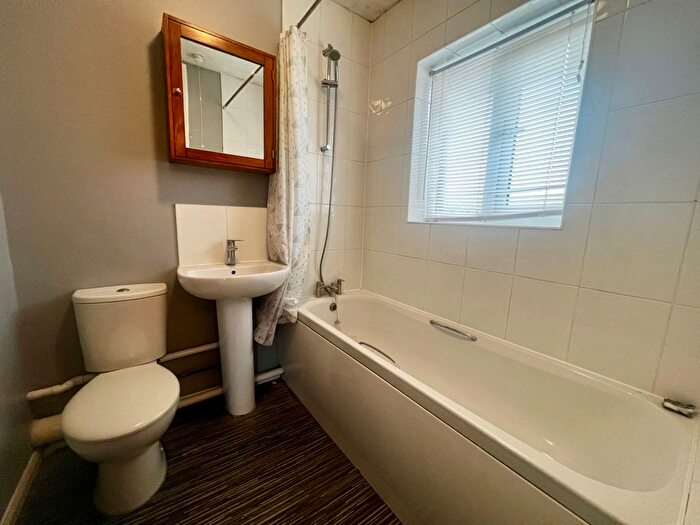1 Bedroom Property To Rent In Roebuck Court, Didcot, Oxon, OX11