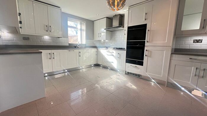 3 Bedroom Terraced House To Rent In Sandford Road, Leeds, LS5