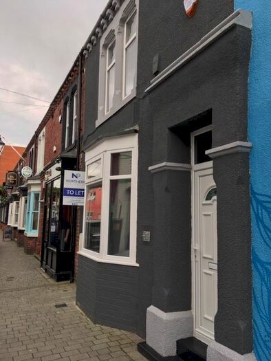 5 Bedroom Terraced House To Rent In Baker Street, Middlesbrough, TS1