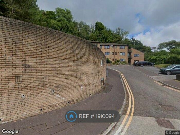 2 Bedroom Flat To Rent In Mumbles, Swansea, SA3