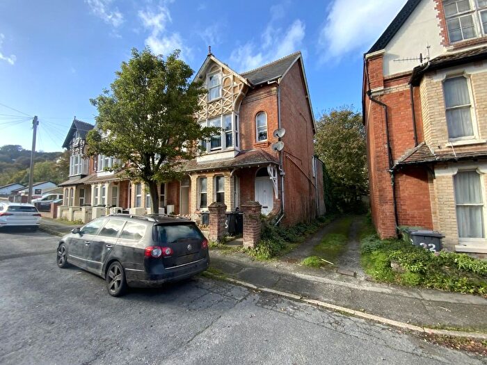 1 Bedroom Flat To Rent In Brookdale Avenue, Ilfracombe, EX34