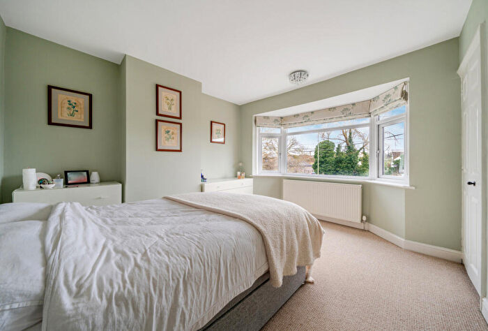 3 Bedroom Semi-Detached House For Sale In Whitecross, Abingdon, Oxfordshire, OX13