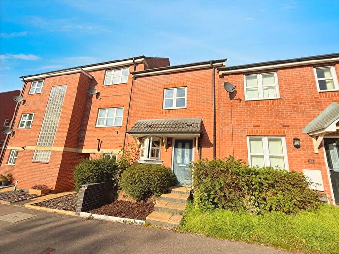 2 Bedroom Terraced House To Rent In Hawfield Lane, Burton-on-Trent, Staffordshire, DE15