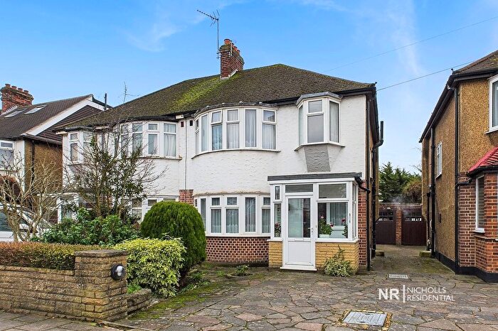 3 Bedroom Semi Detached House For Sale In Clayton Road, Chessington, Surrey., KT9