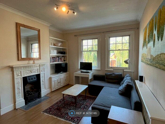 2 Bedroom Flat To Rent In Fentiman Road, London, SW8