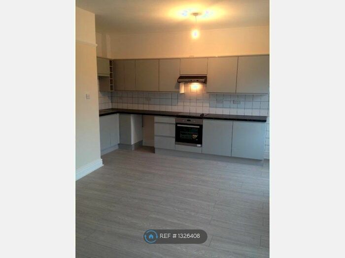 1 Bedroom Flat To Rent In Grange Rd, West Kirby CH48