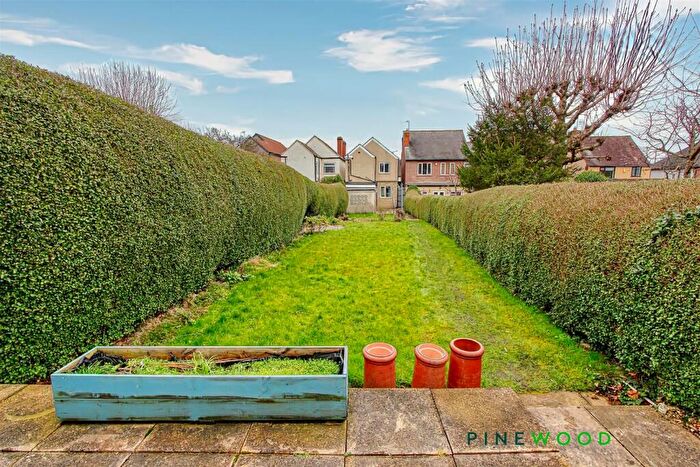 3 Bedroom Detached House For Sale In Boythorpe Road, Boythorpe, Chesterfield, Derbyshire, S40