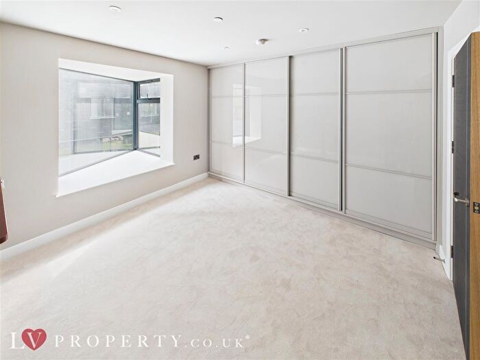 2 Bedroom Flat To Rent In Coventry Road, Sheldon, Birmingham, B26