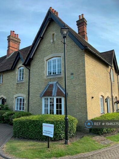 2 Bedroom Terraced House To Rent In Warrenne Way, Reigate, RH2