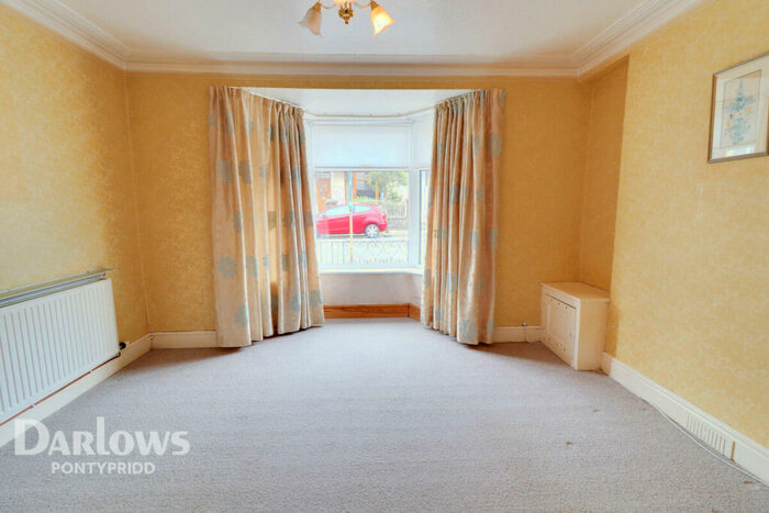 3 Bedroom Terraced House For Sale In The Avenue, Pontypridd, CF37