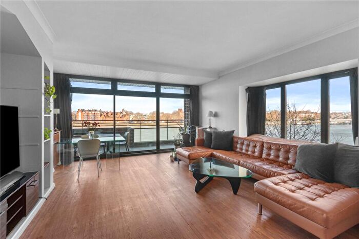 2 Bedroom Apartment For Sale In Hester Road, Battersea Park, London, SW11