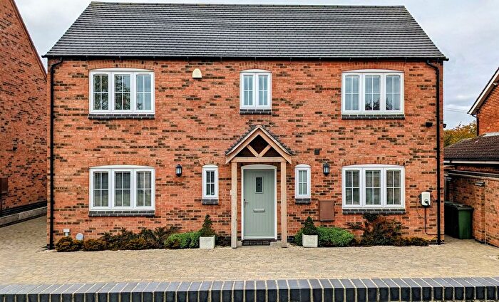 4 Bedroom Detached House For Sale In Lutterworth Road, Blaby, Leicester, Leicestershire., LE8
