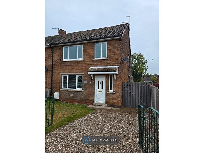 3 Bedroom Semi-Detached House To Rent In Cresacre Avenue, Barnburgh, Doncaster, DN5