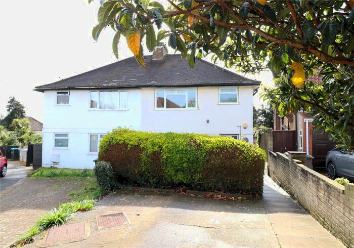 2 Bedroom Maisonette To Rent In Lovat Close, Neasden, London, NW2