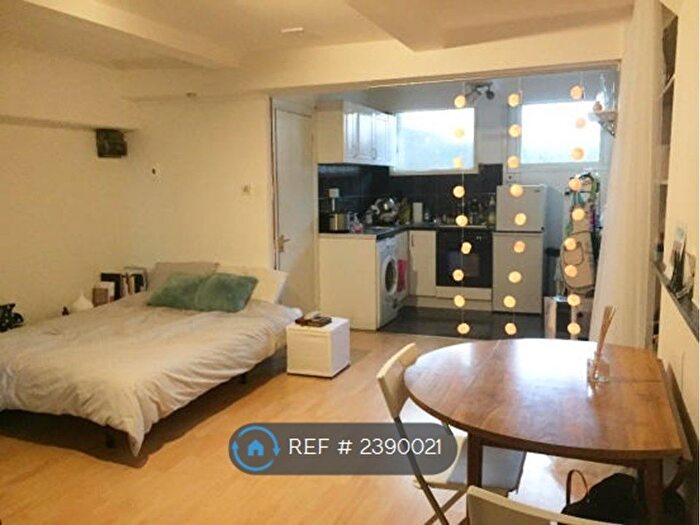 Studio To Rent In Worship Street, London, EC2A