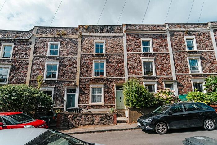 2 Bedroom Apartment For Sale In Bellevue Crescent, Cliftonwood, Bristol, BS8